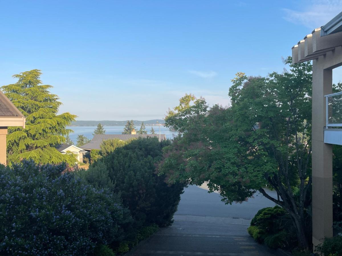 Panoramic Ocean View Apartment Nanaimo Luaran gambar